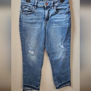 Maurices Edgely Blue Ankle Cropped Jeans Distressed